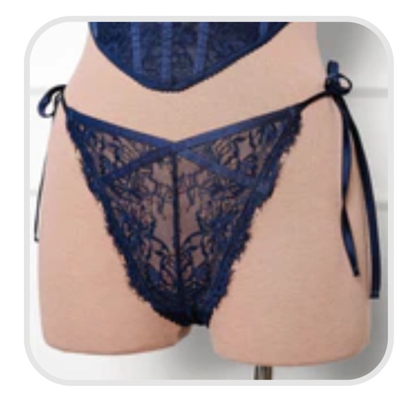Mentionables Eyelash lace bow bralette and lacy side tie panty in navy XL - Picture 5 of 5